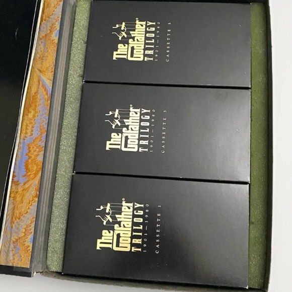 The Godfather Trilogy 1901-1980 VHS Box set Collectors Edition Vintage Extended - Picture 6 of 10